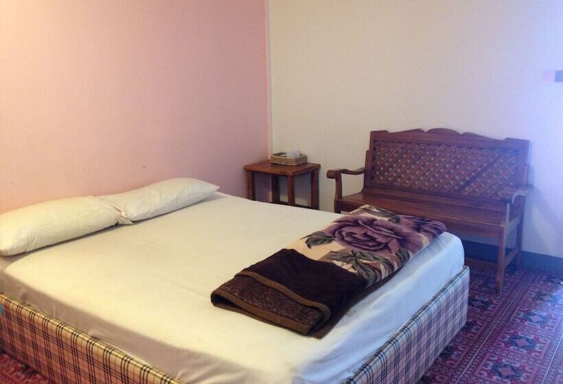 Natpob Sleep Station Motel