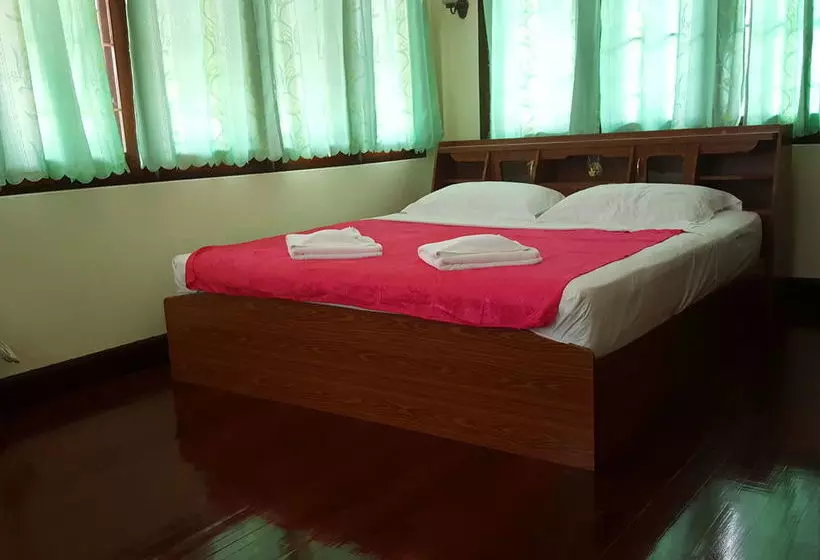 پانسیون Emmanuel Guesthouse