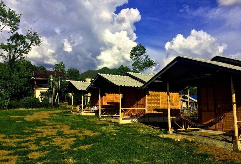 膳宿费 Sleepy Hut Pai