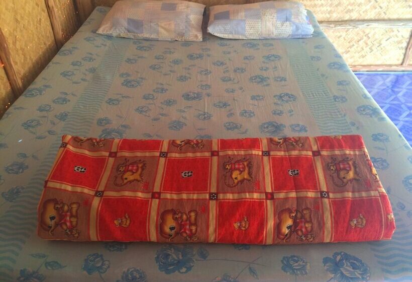 膳宿费 Sleepy Hut Pai