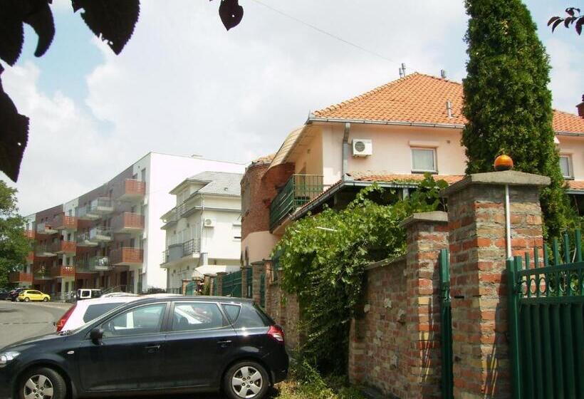 ベッドアンドブレックファースト Villa Nevenka Rooms