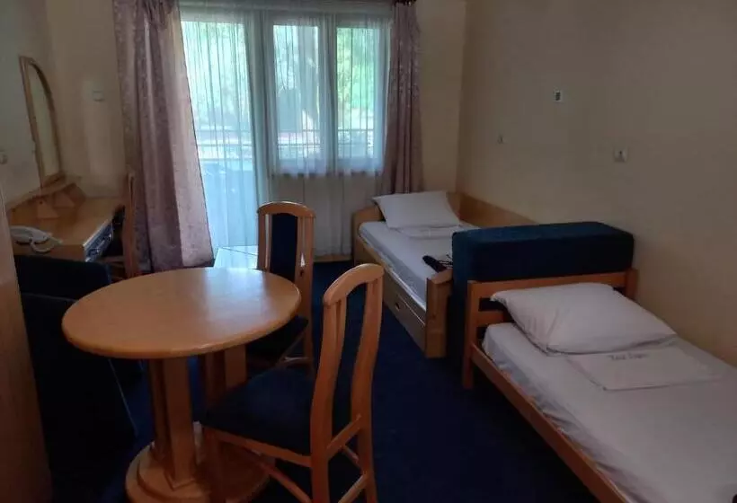 Garni Hotel Lupus