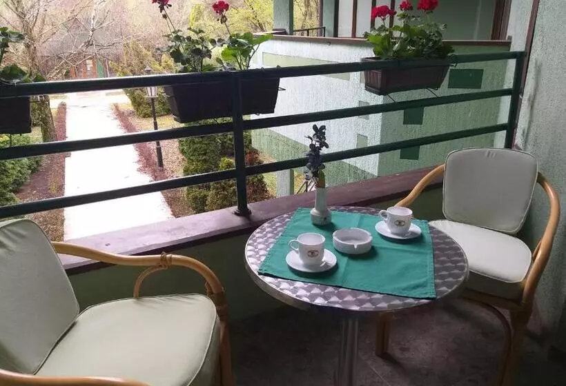 Garni Hotel Lupus