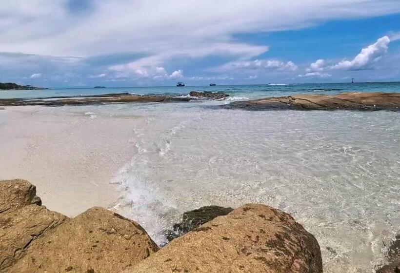 Green Bay Samed Resort