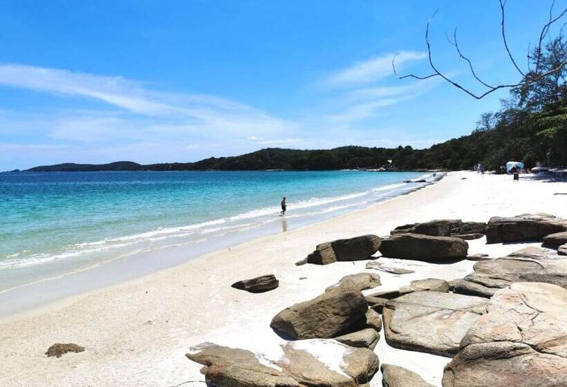 Green Bay Samed Resort