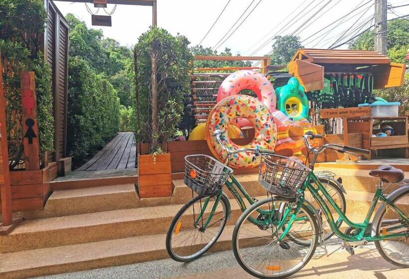 Green Bay Samed Resort