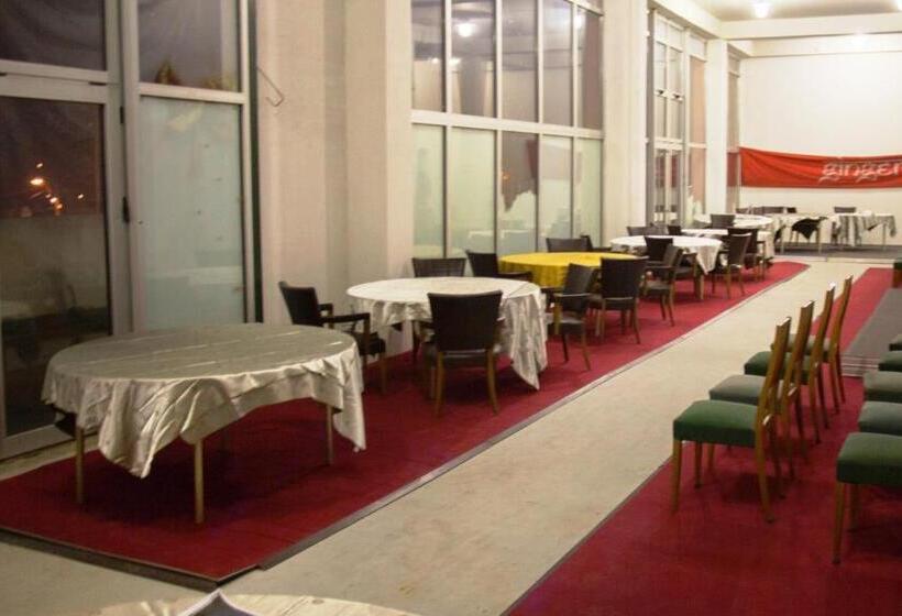 בית מלון כפרי B&b Stadion