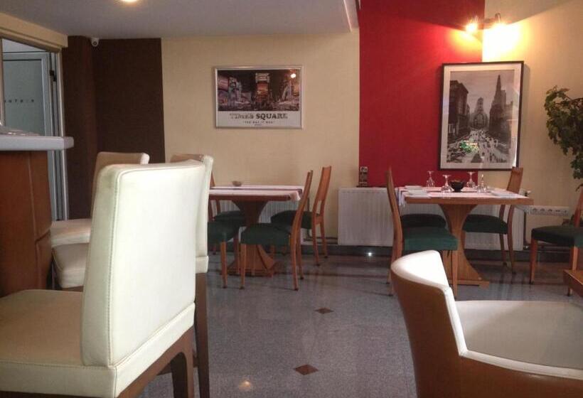 בית מלון כפרי B&b Stadion