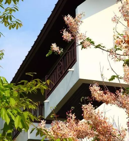 ホテル Korat Resort