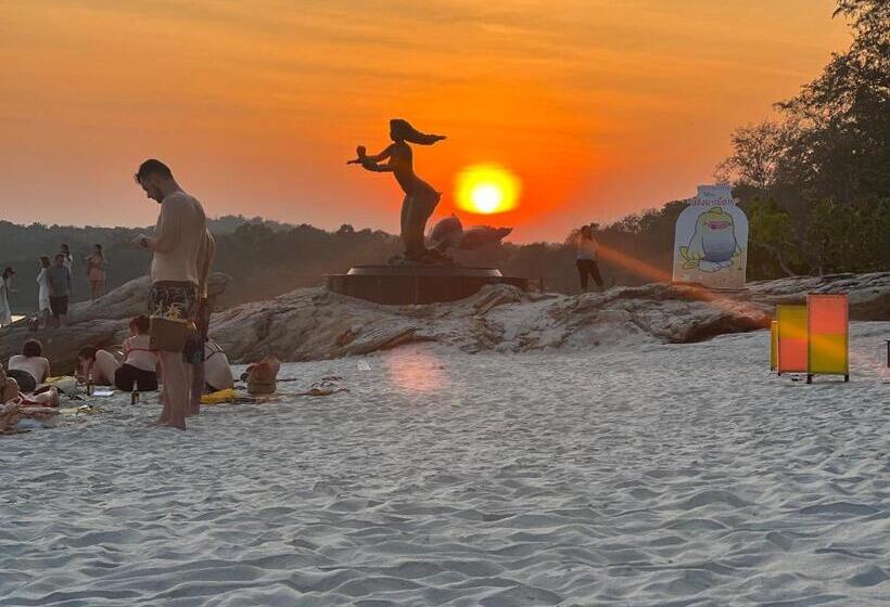 בית מלון כפרי Nong Nuey Rooms