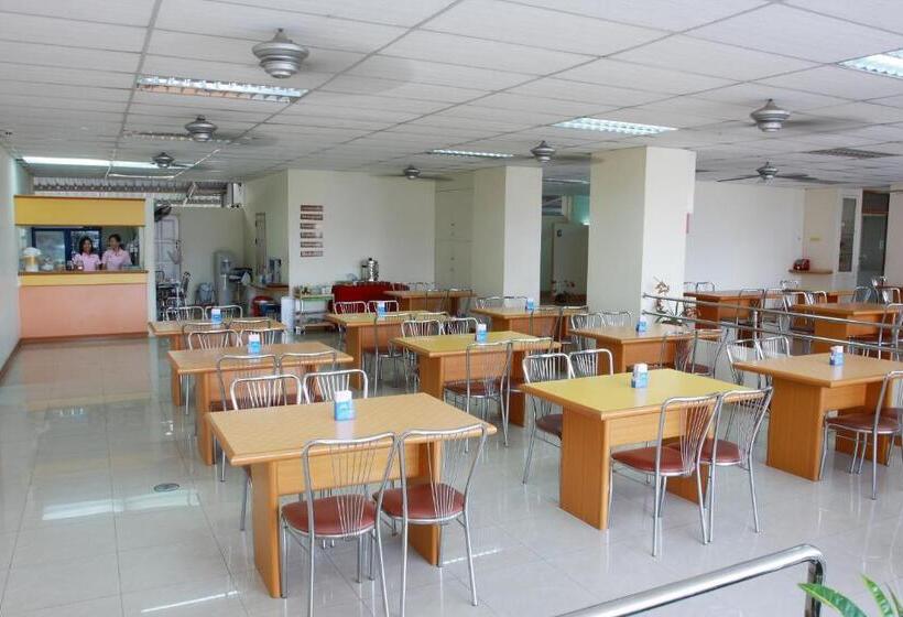 Отель P.a. Place