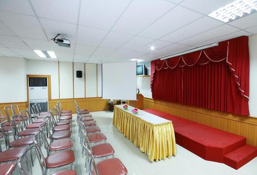 Отель P.a. Place