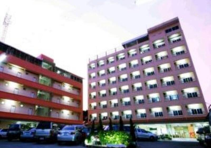 Отель P.a. Place