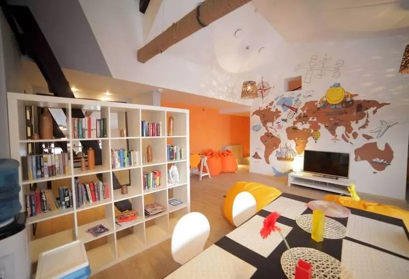 ホテル Smile Hostel