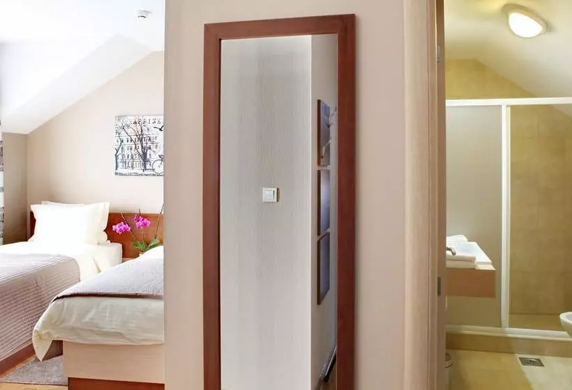 Garni Hotel Tema Nova
