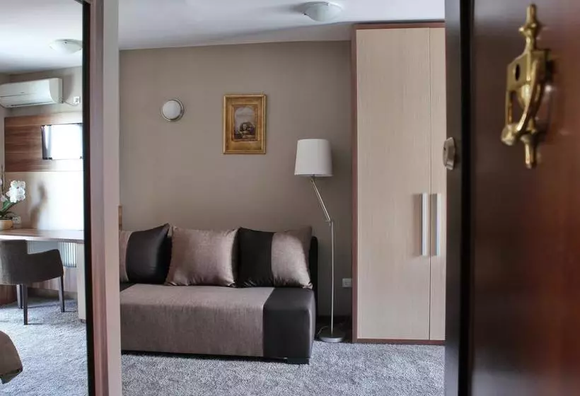 Garni Hotel Tema Nova