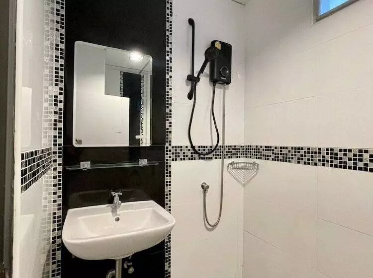 Klaang Muang Hotel Rayong