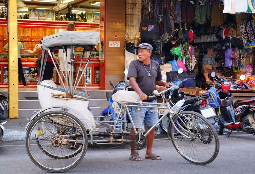 Loligo Resort Hua Hin