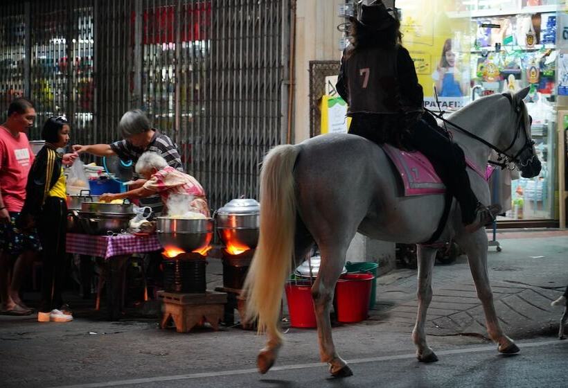 Loligo Resort Hua Hin