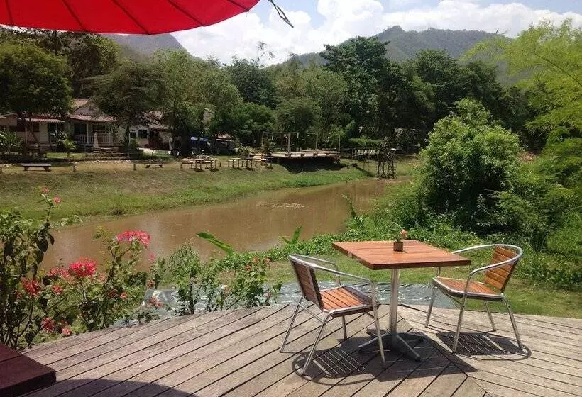 リゾートホテル Pai River Corner