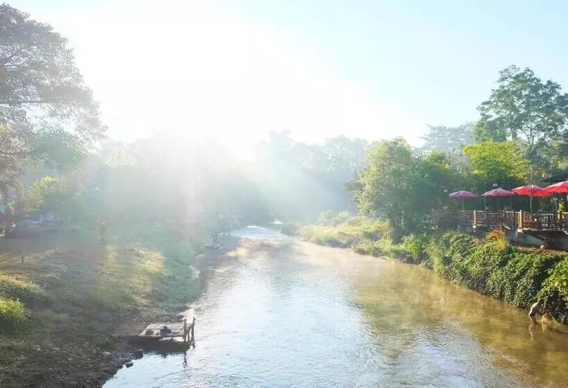 リゾートホテル Pai River Corner