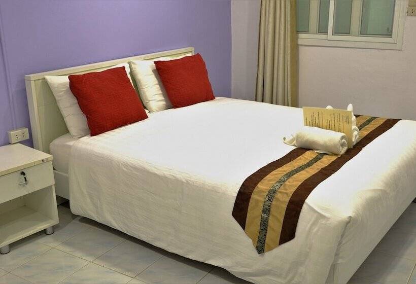 膳宿费 Baanrapeepong Boutique