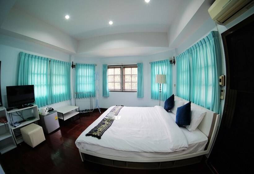 膳宿费 Baanrapeepong Boutique