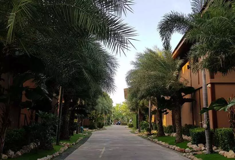 リゾートホテル The Grace Amphawa