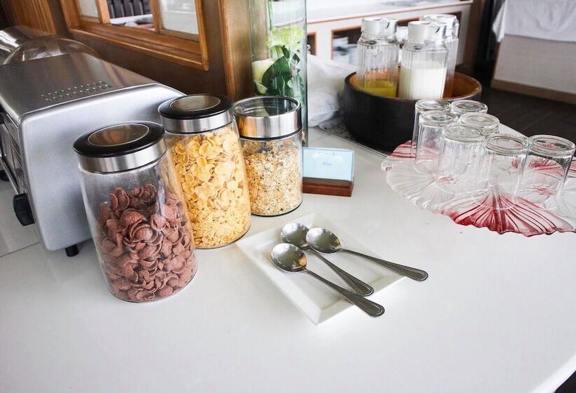 منتجع The Vista Pool Villa