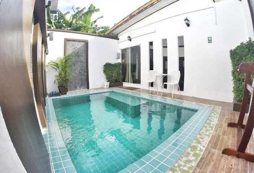 منتجع The Vista Pool Villa