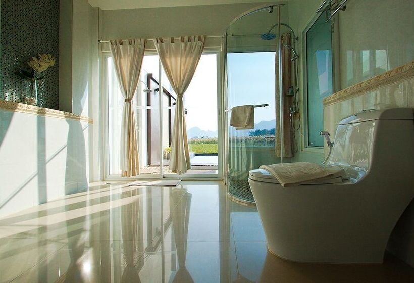 منتجع The Vista Pool Villa