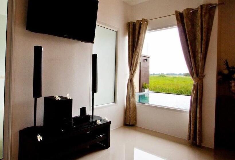 منتجع The Vista Pool Villa