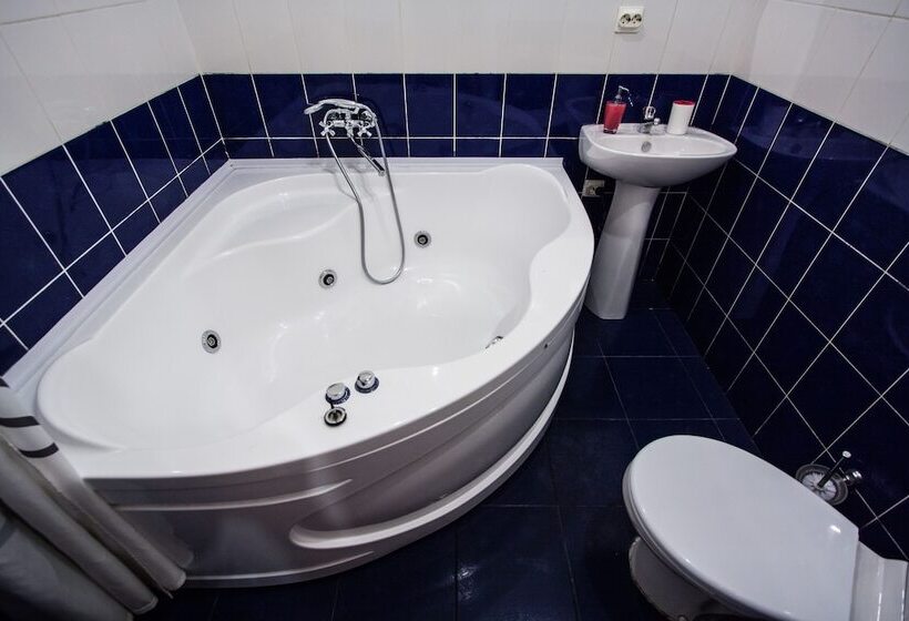 Samsonov Hotel On Marata