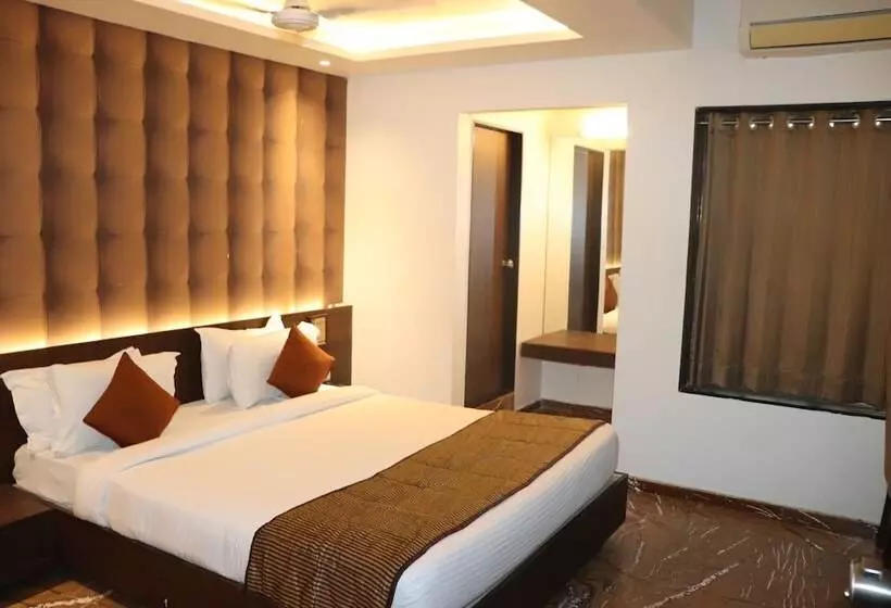 ホテル King S Kraft Stay Inn Rajkot