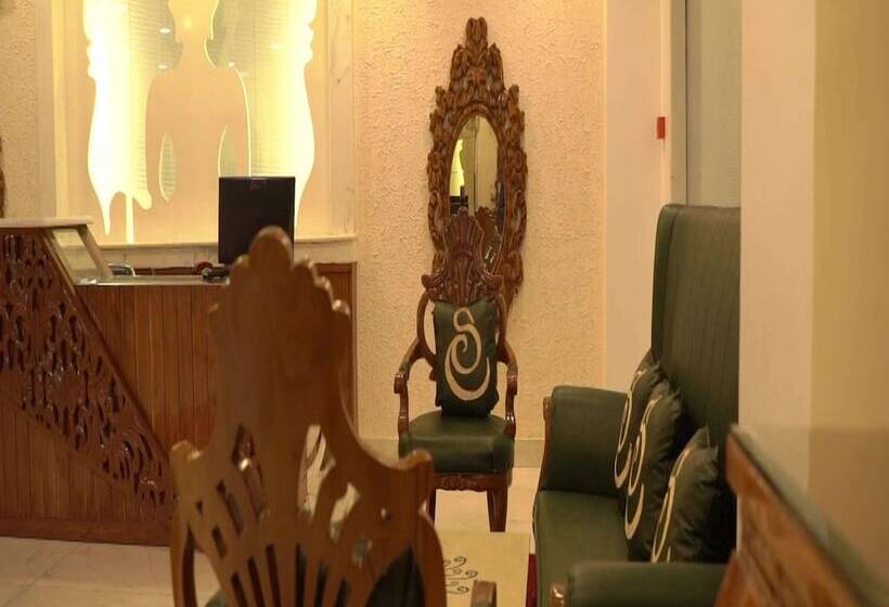 فندق Sahebs Castle Mcleodganj