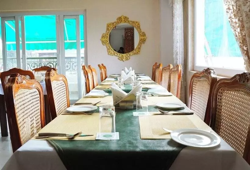 Hotelli Sahebs Castle Mcleodganj