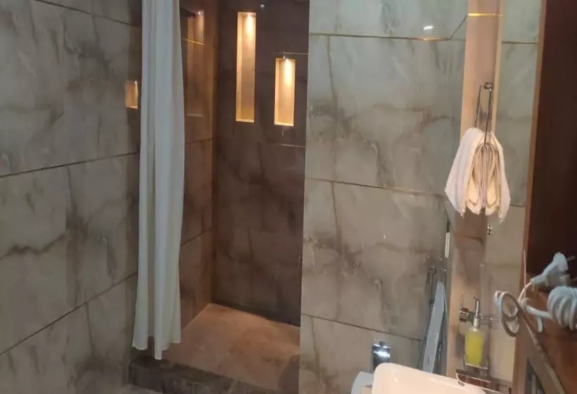 Hotelli Sahebs Castle Mcleodganj