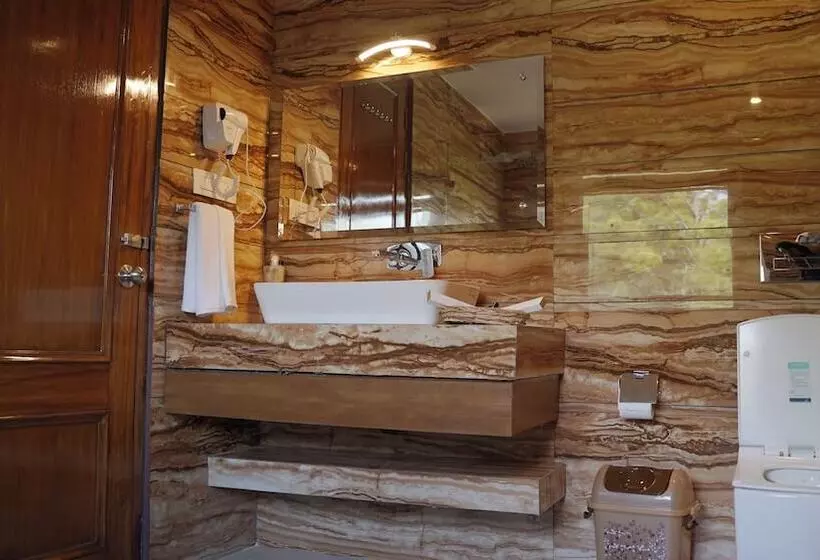 Hotelli Sahebs Castle Mcleodganj