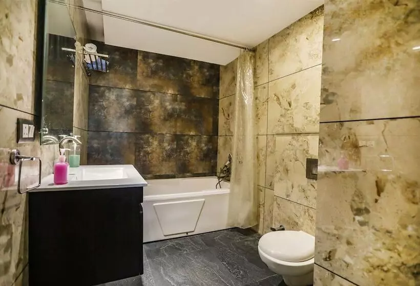 Fabhotel A&v Hospitality