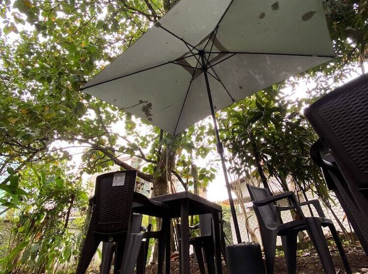 Hostal Caps El Poblado