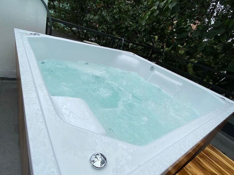 Hostal Caps El Poblado