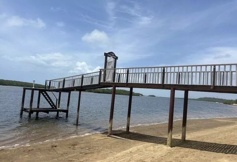 簡易ホテル Vila Oriba