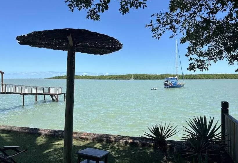 簡易ホテル Vila Oriba