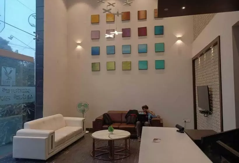 Aamiaismajoitus (B&B) Yuvraj Palace Inn