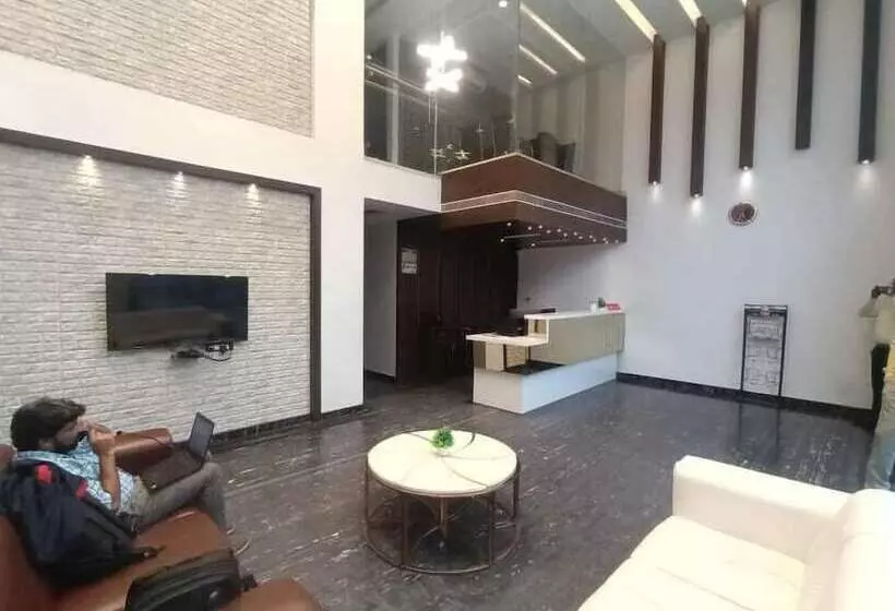 Aamiaismajoitus (B&B) Yuvraj Palace Inn