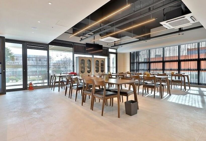 בית מלון כפרי Daegu Billion Western