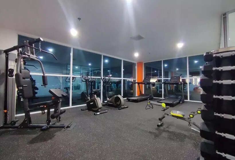 Unhas Hotel & Convention