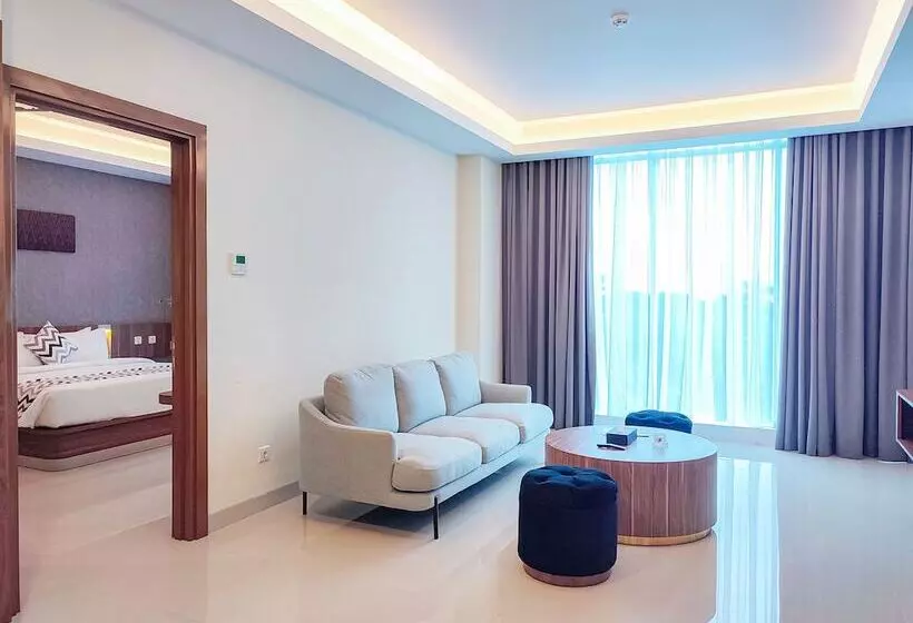 Unhas Hotel & Convention