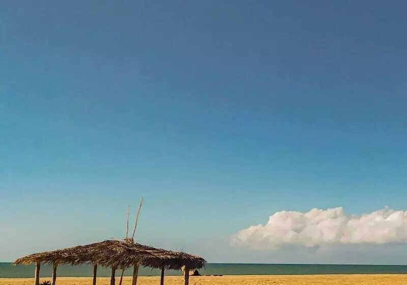 Majatalo Maravista Guest House