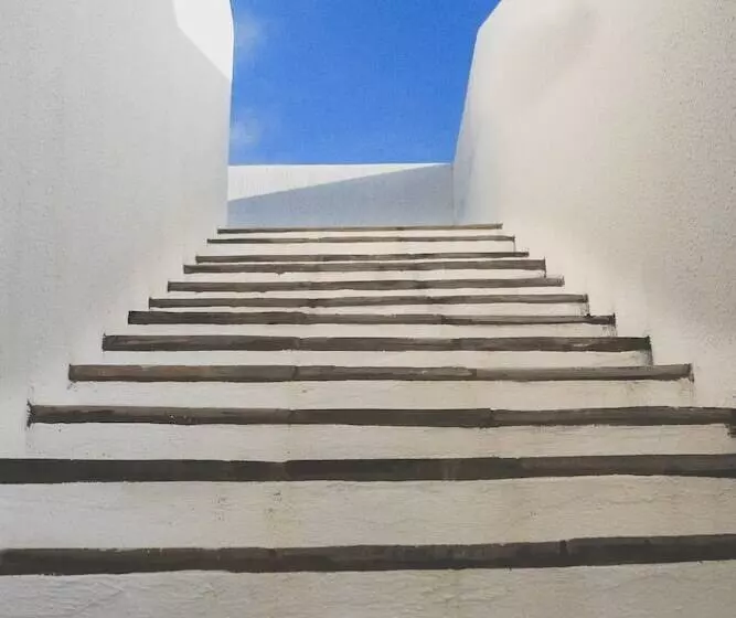 Majatalo Maravista Guest House